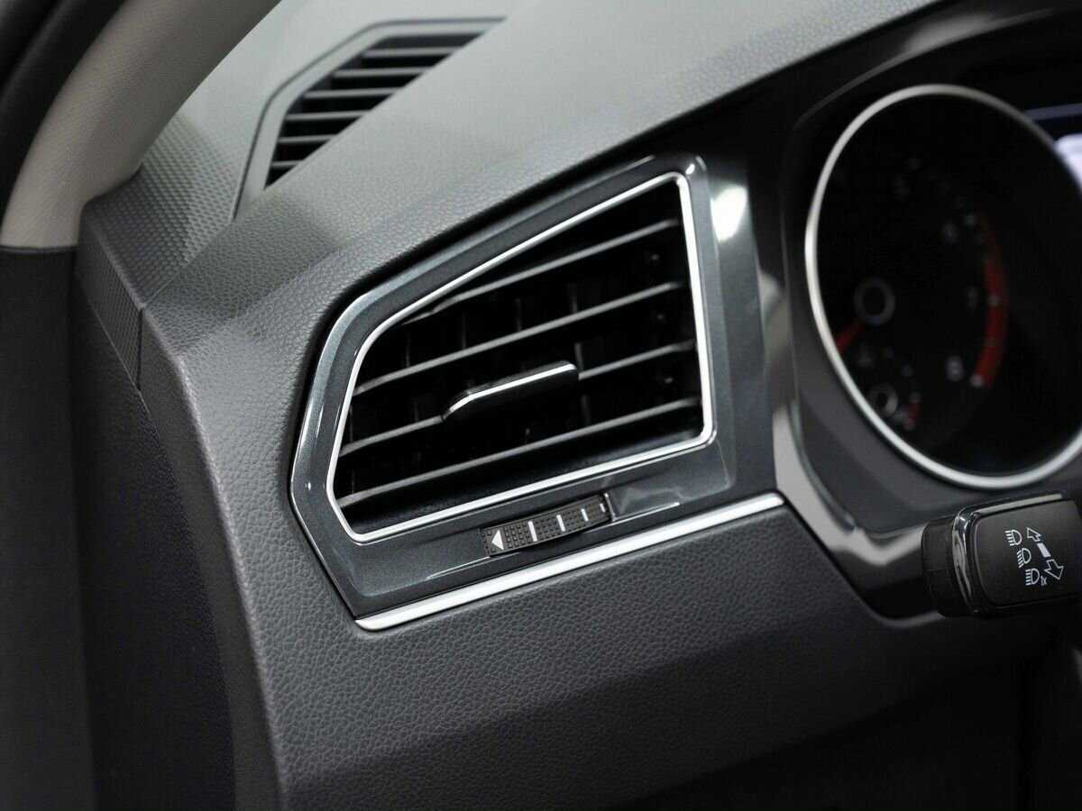 Фольксваген Тигуан б/у, 2017, Роботизированная. Фото: #19