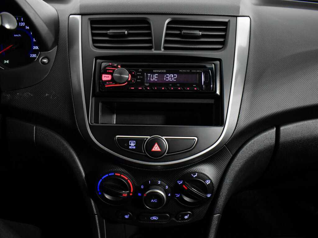 Хендай Солярис б/у, 2015, Автоматическая. Фото: #13