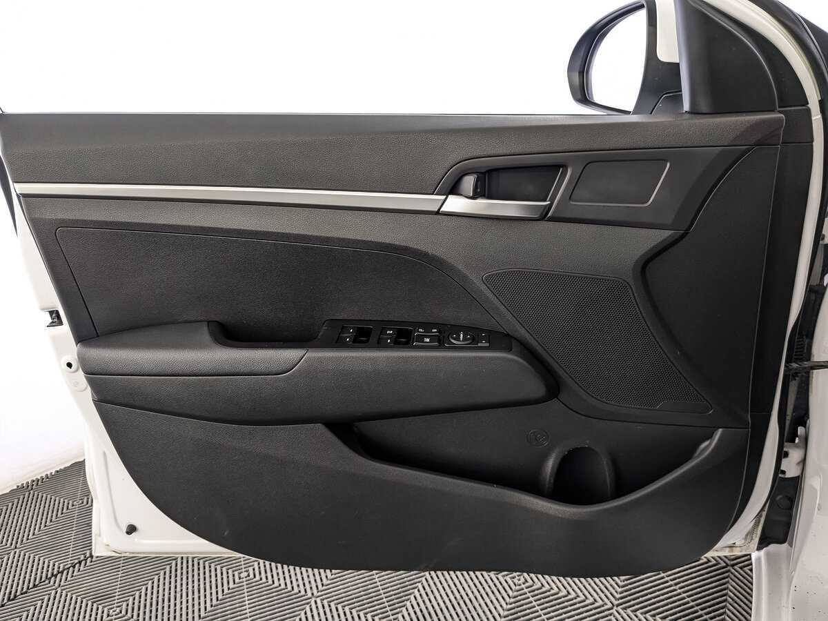 Хендай Елантра б/у, 2019, Автоматическая. Фото: #16