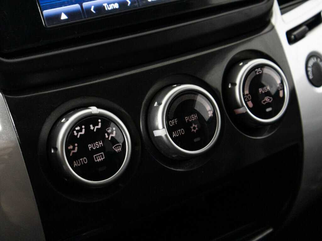 Митсубиши Паджеро Спорт б/у, 2014, Автоматическая. Фото: #15