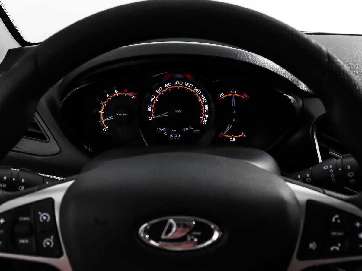 Лада (ВАЗ) Веста б/у, 2019, Механическая. Фото: #14