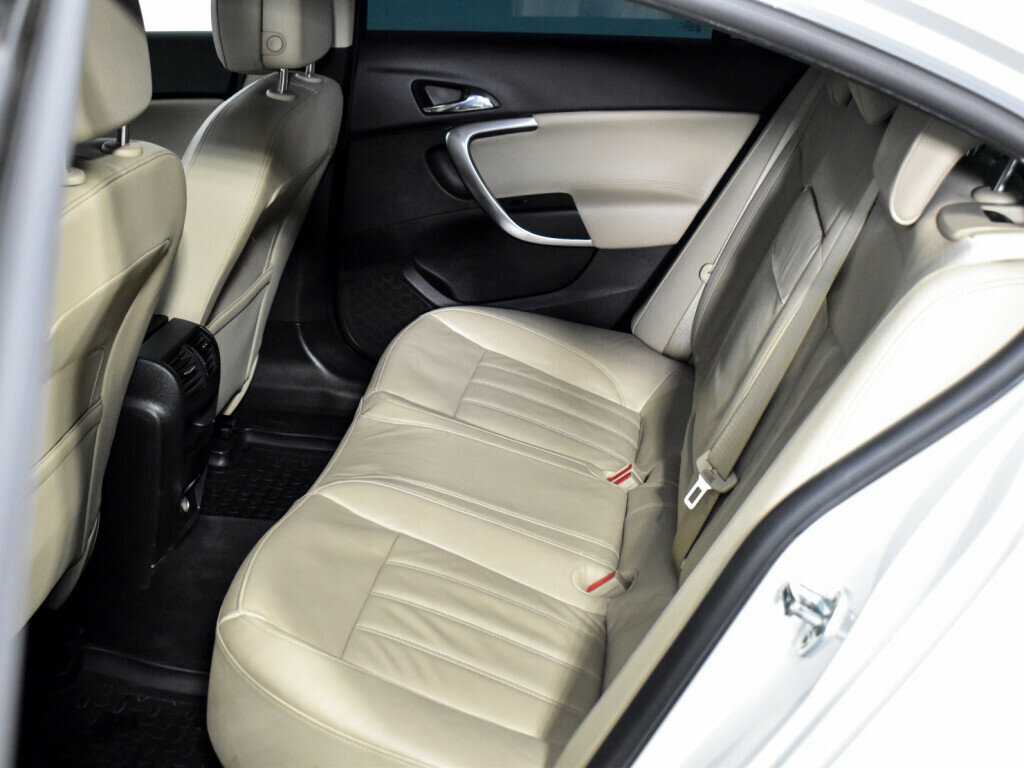 Опель Инсигния б/у, 2014, Автоматическая. Фото: #11