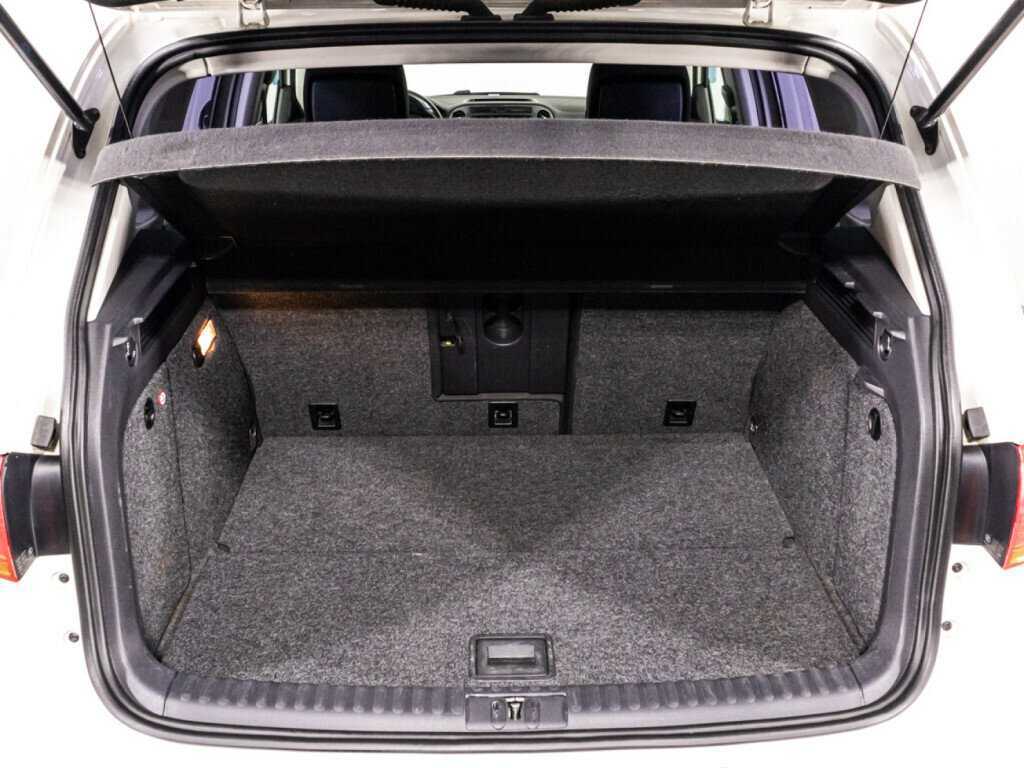 Фольксваген Тигуан б/у, 2012, Автоматическая. Фото: #14