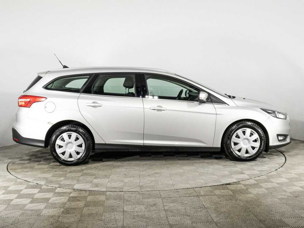 Форд Фокус б/у, 2017, Автоматическая. Фото: #3