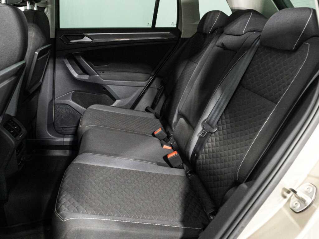 Фольксваген Тигуан б/у, 2018, Роботизированная. Фото: #9