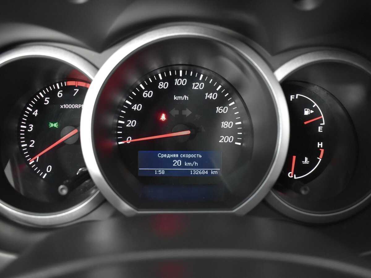 Сузуки Гранд Витара б/у, 2013, Механическая. Фото: #13