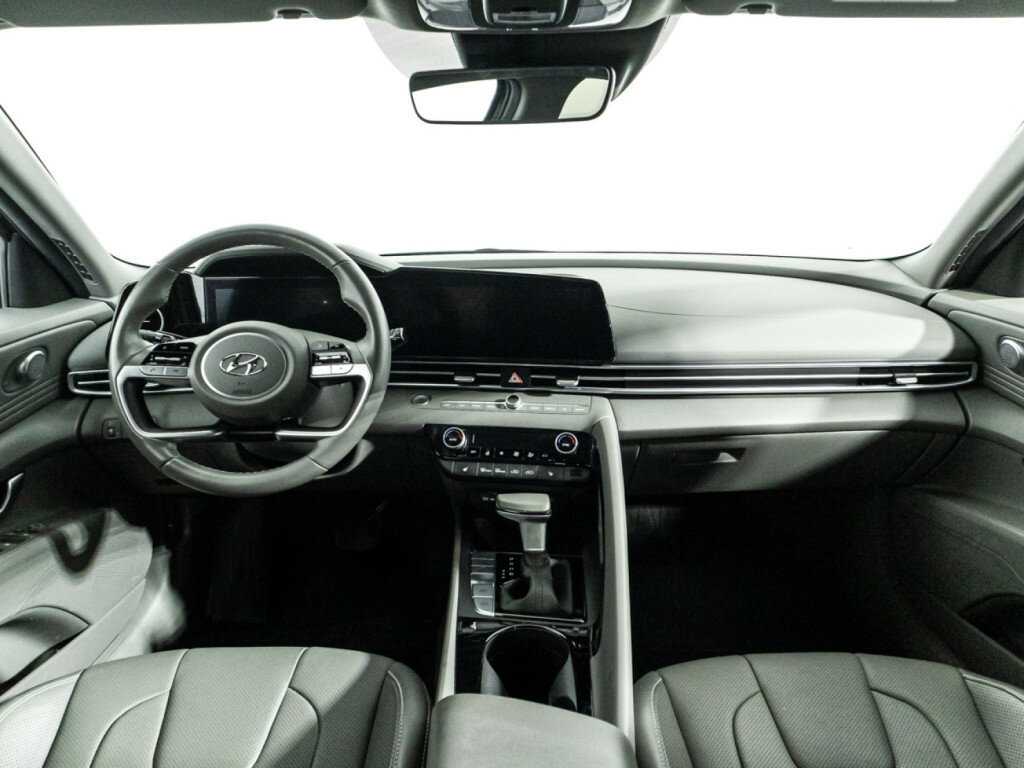 Хендай Елантра б/у, 2021, Автоматическая. Фото: #12