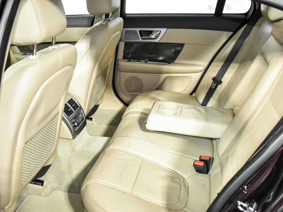 Ягуар ИксФ б/у, 2014, Автоматическая. Фото: #9