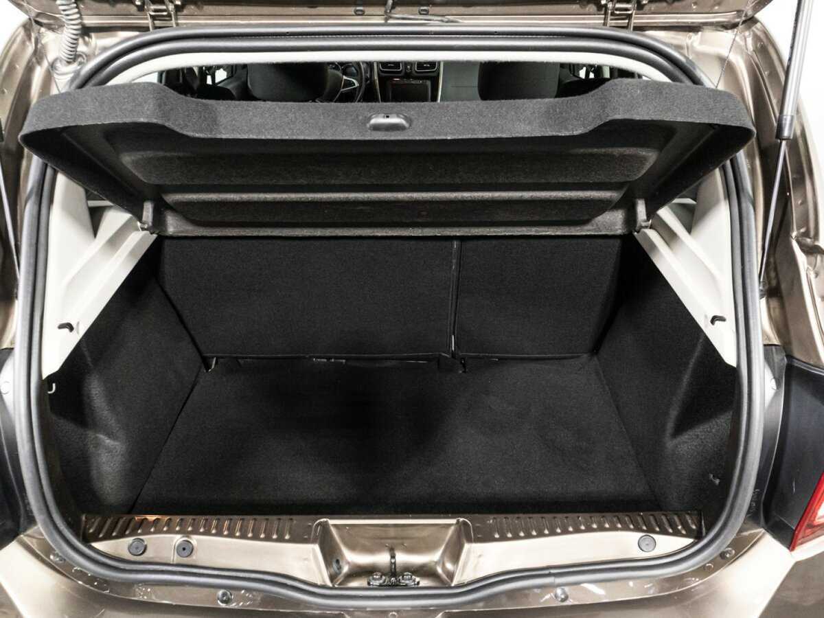 Рено Сандеро б/у, 2019, Механическая. Фото: #14