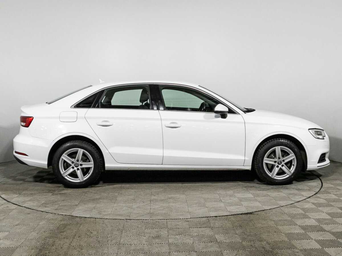 Ауди А3 б/у, 2017, Роботизированная. Фото: #3