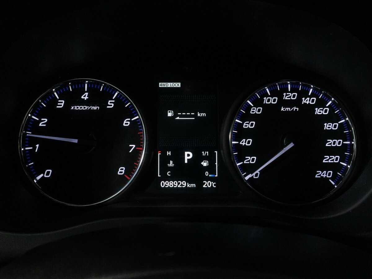 Митсубиши Оутлэндер б/у, 2015, Вариатор. Фото: #11