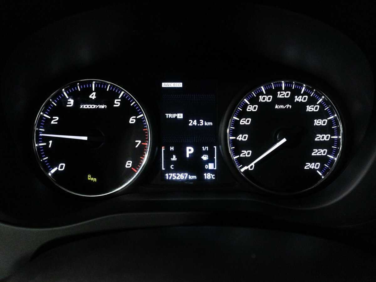 Митсубиши Оутлэндер б/у, 2020, Вариатор. Фото: #11