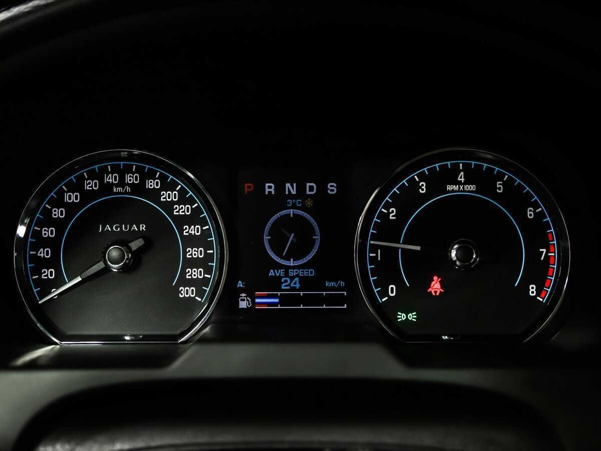 Ягуар ИксФ б/у, 2013, Автоматическая. Фото: #9