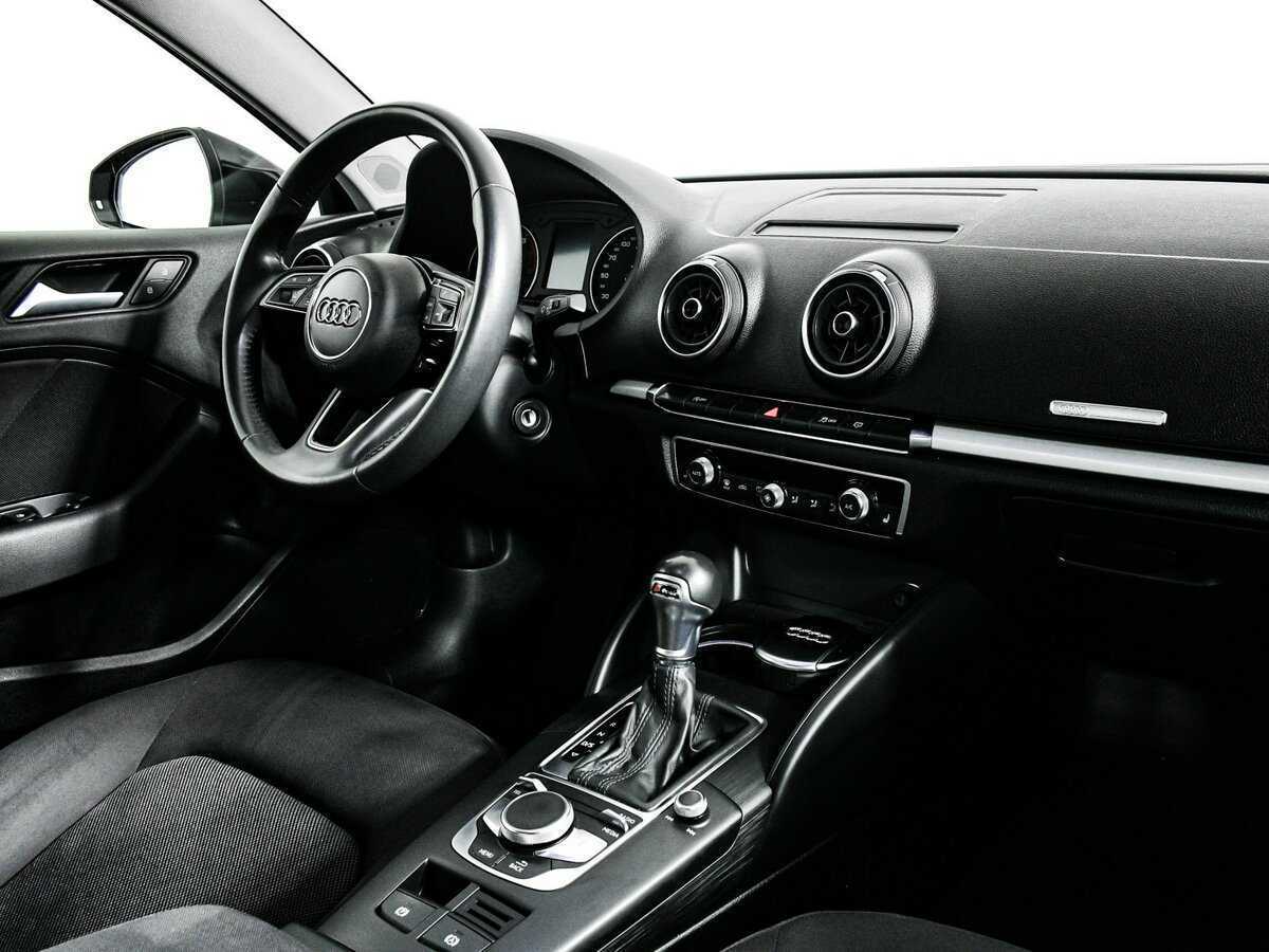 Ауди А3 б/у, 2018, Роботизированная. Фото: #8