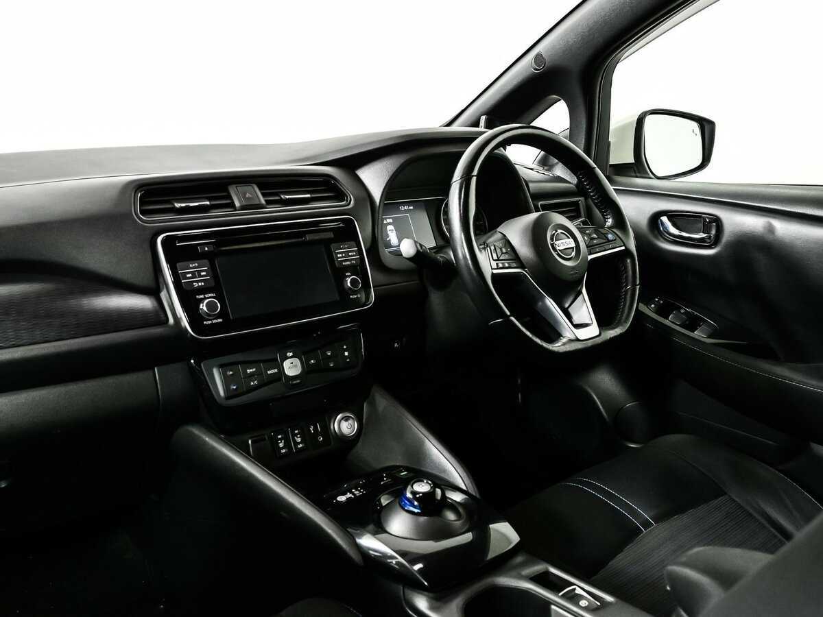 Ниссан Лиф б/у, 2017, Автоматическая. Фото: #10