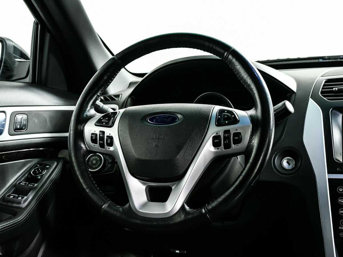 Форд Експлорер б/у, 2013, Автоматическая. Фото: #15