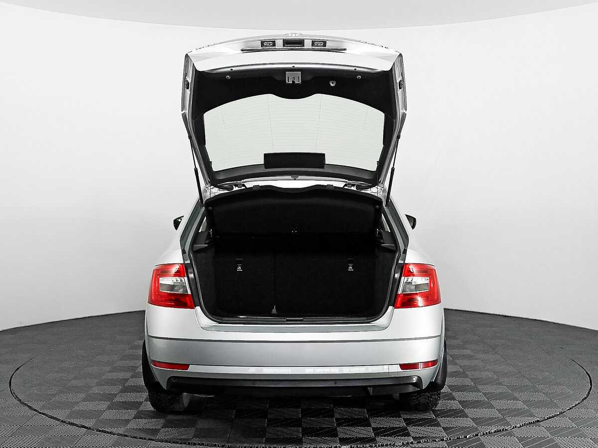 Шкода Октавия б/у, 2018, Роботизированная. Фото: #7