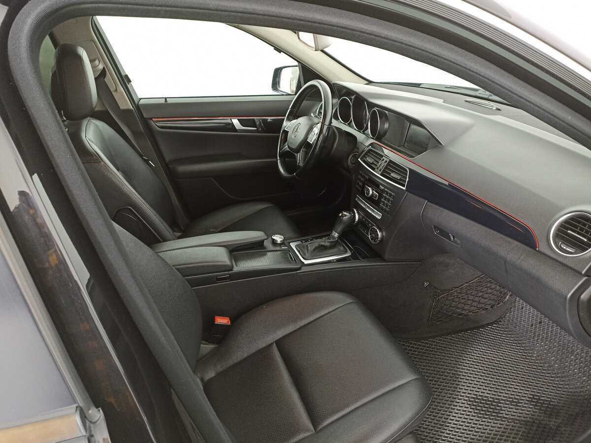 Мерседес-Бенц Ц-Класс б/у, 2012, Автоматическая. Фото: #10