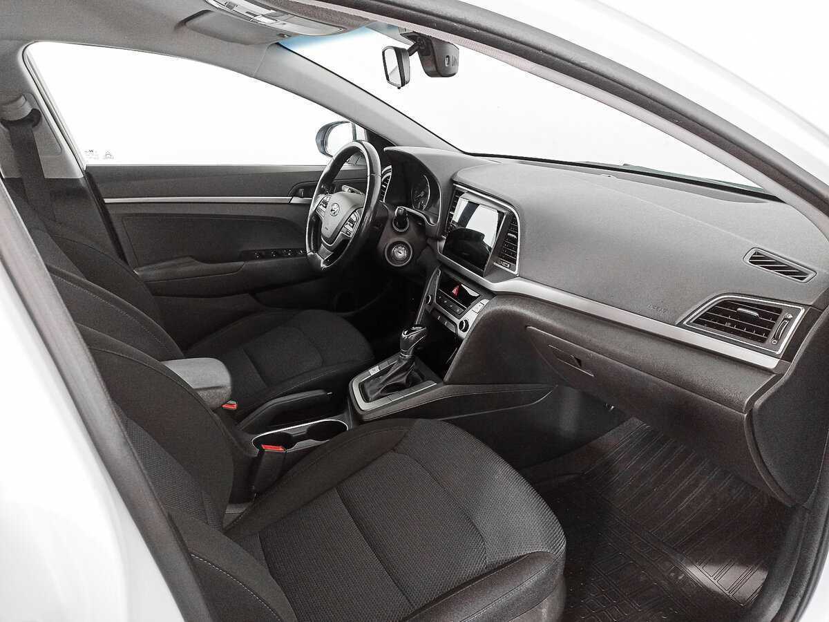 Хендай Елантра б/у, 2017, Автоматическая. Фото: #10