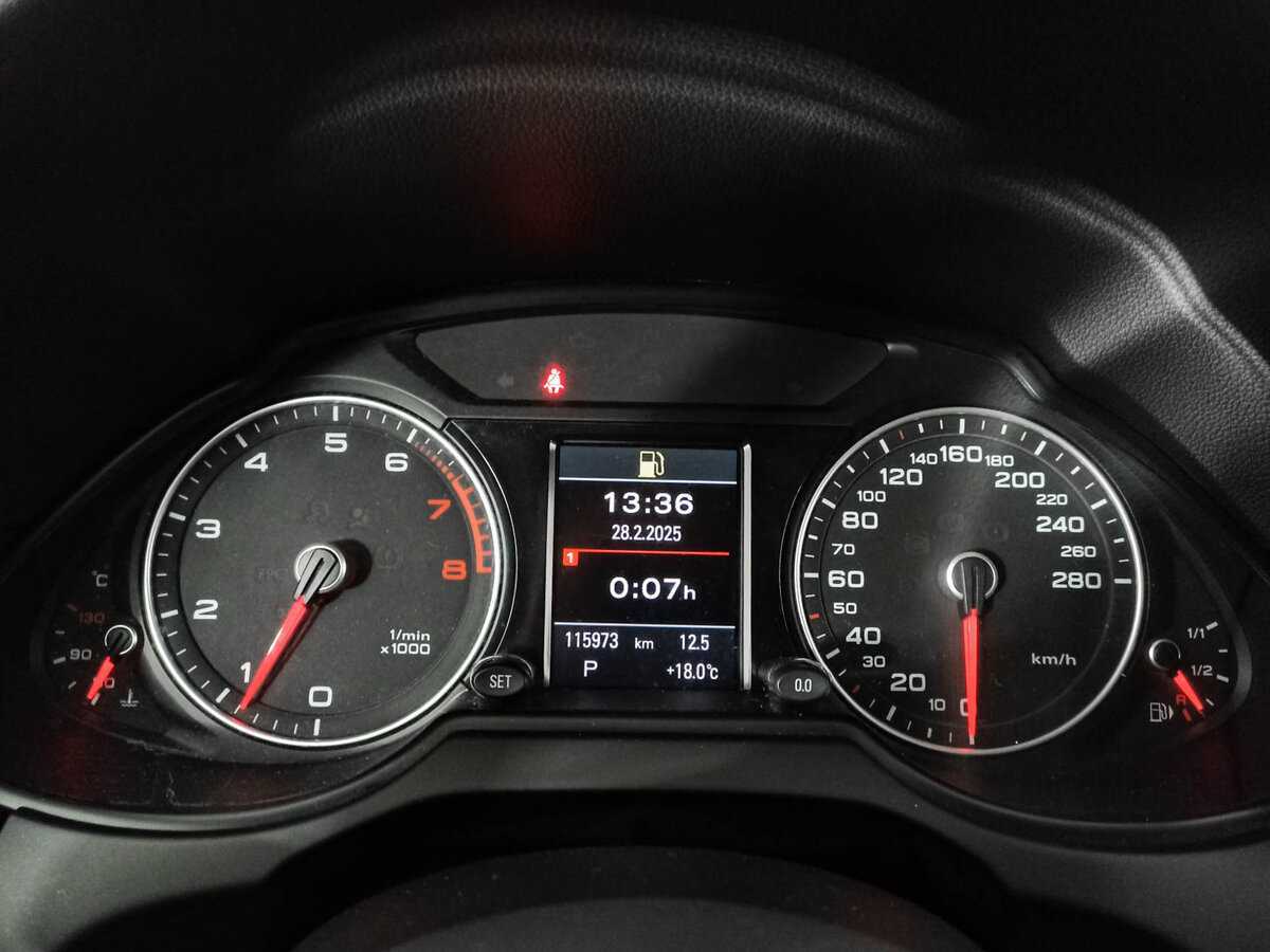 Ауди К5 б/у, 2012, Автоматическая. Фото: #8