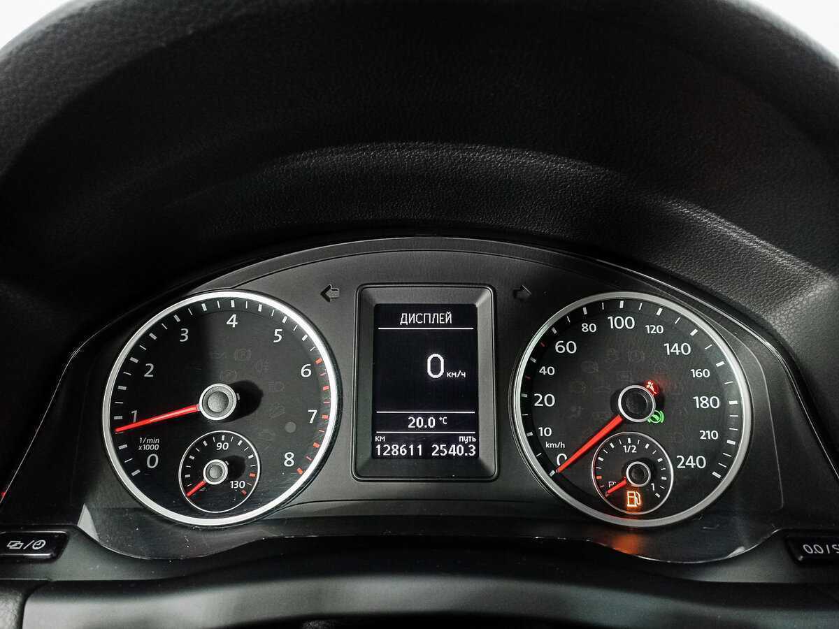 Фольксваген Тигуан б/у, 2016, Автоматическая. Фото: #10