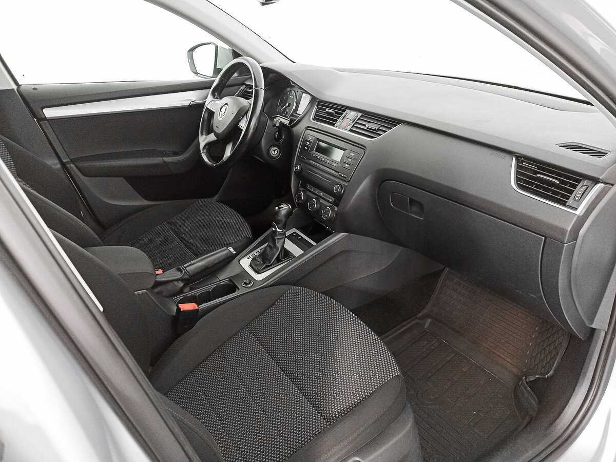 Шкода Октавия б/у, 2014, Роботизированная. Фото: #6