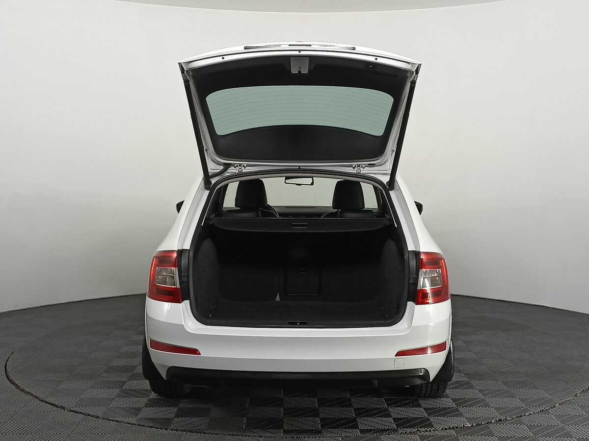 Шкода Октавия б/у, 2015, Роботизированная. Фото: #9