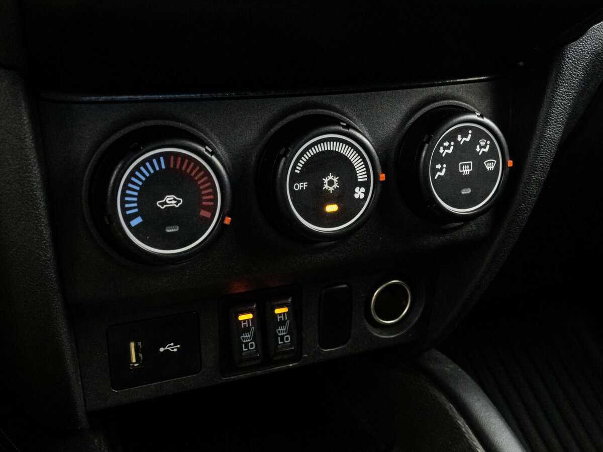 Митсубиши АС-Икс б/у, 2018, Механическая. Фото: #12