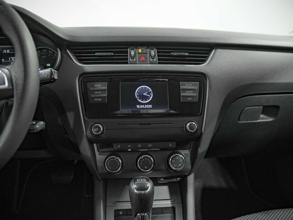 Шкода Октавия б/у, 2014, Роботизированная. Фото: #7