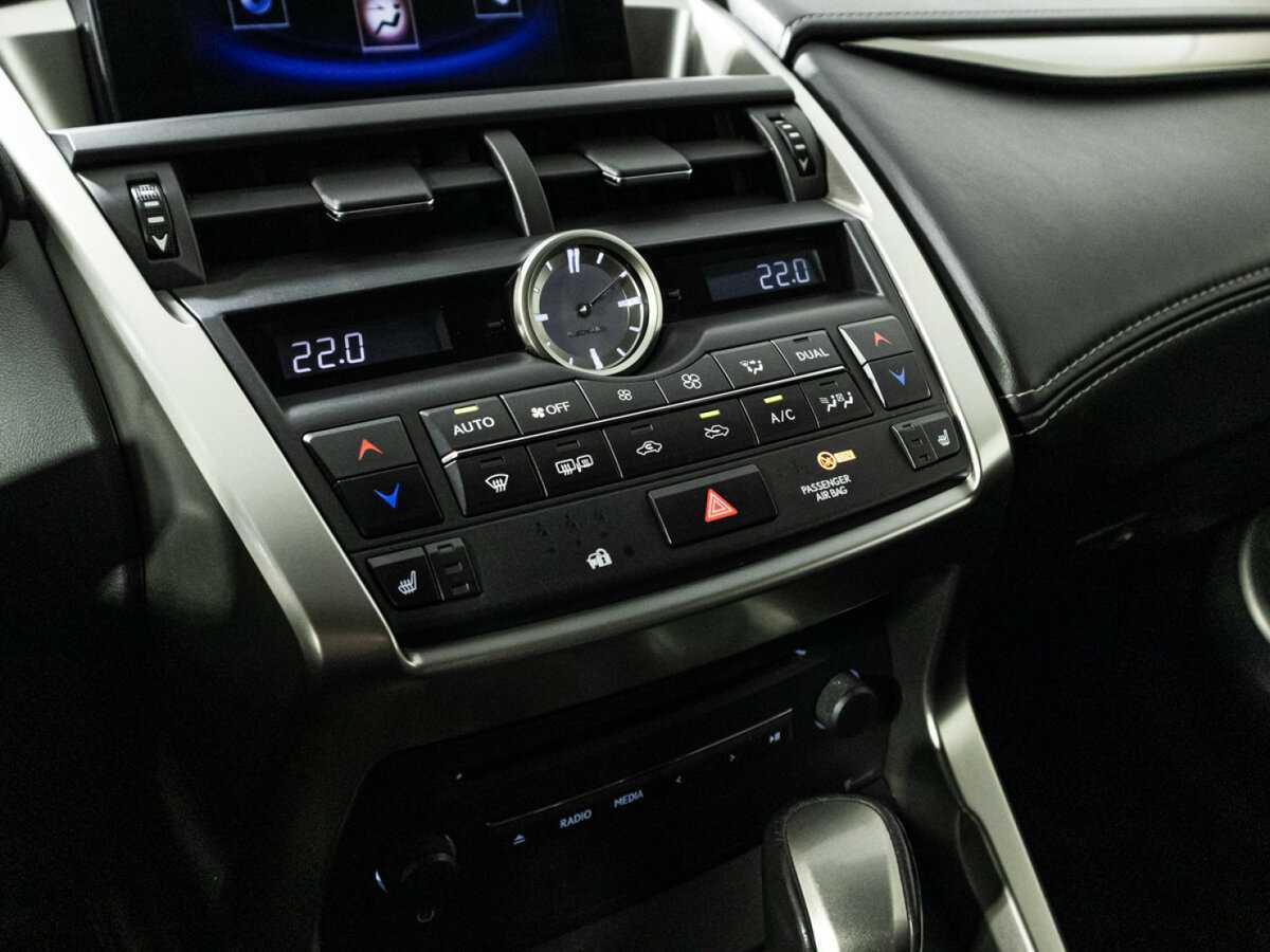 Лексус Н-Икс б/у, 2015, Вариатор. Фото: #14