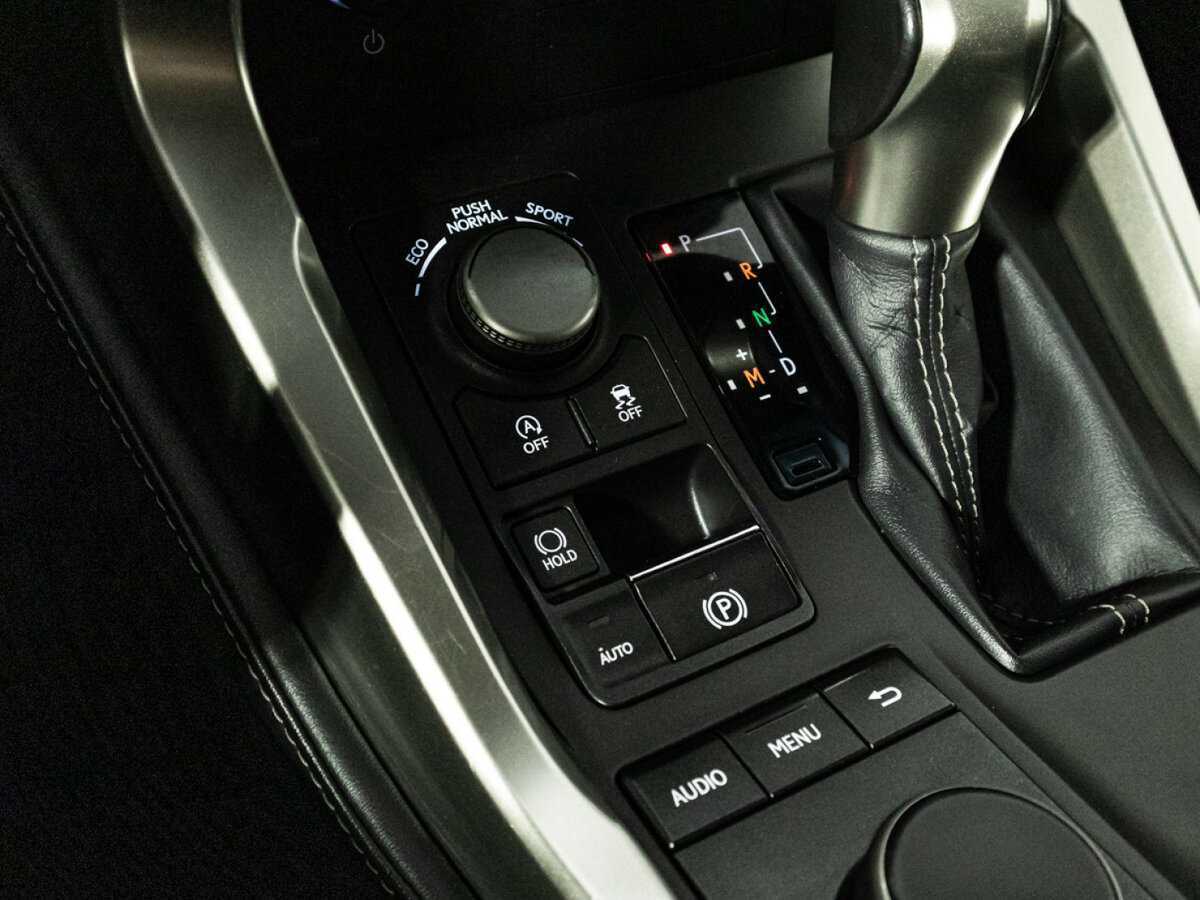 Лексус Н-Икс б/у, 2015, Вариатор. Фото: #17