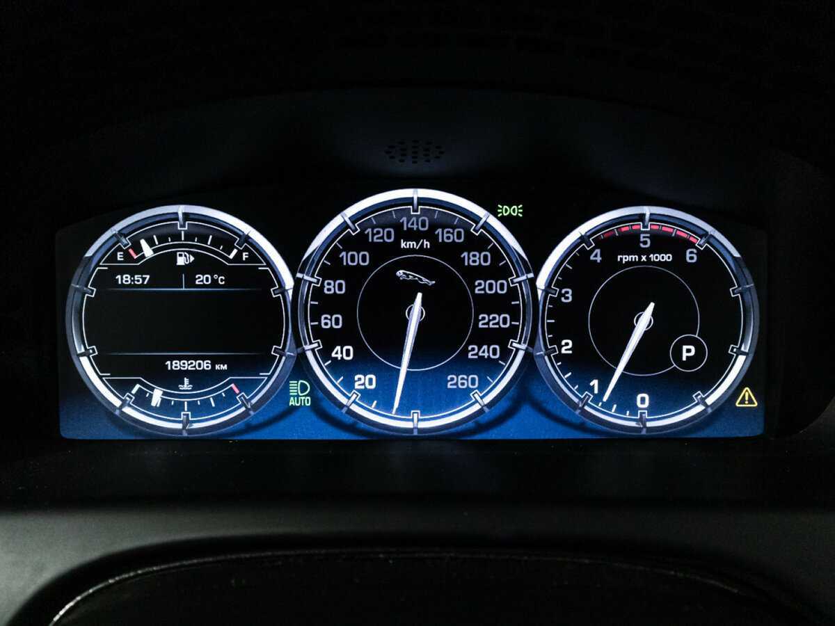 Ягуар ИксДжи б/у, 2015, Автоматическая. Фото: #11