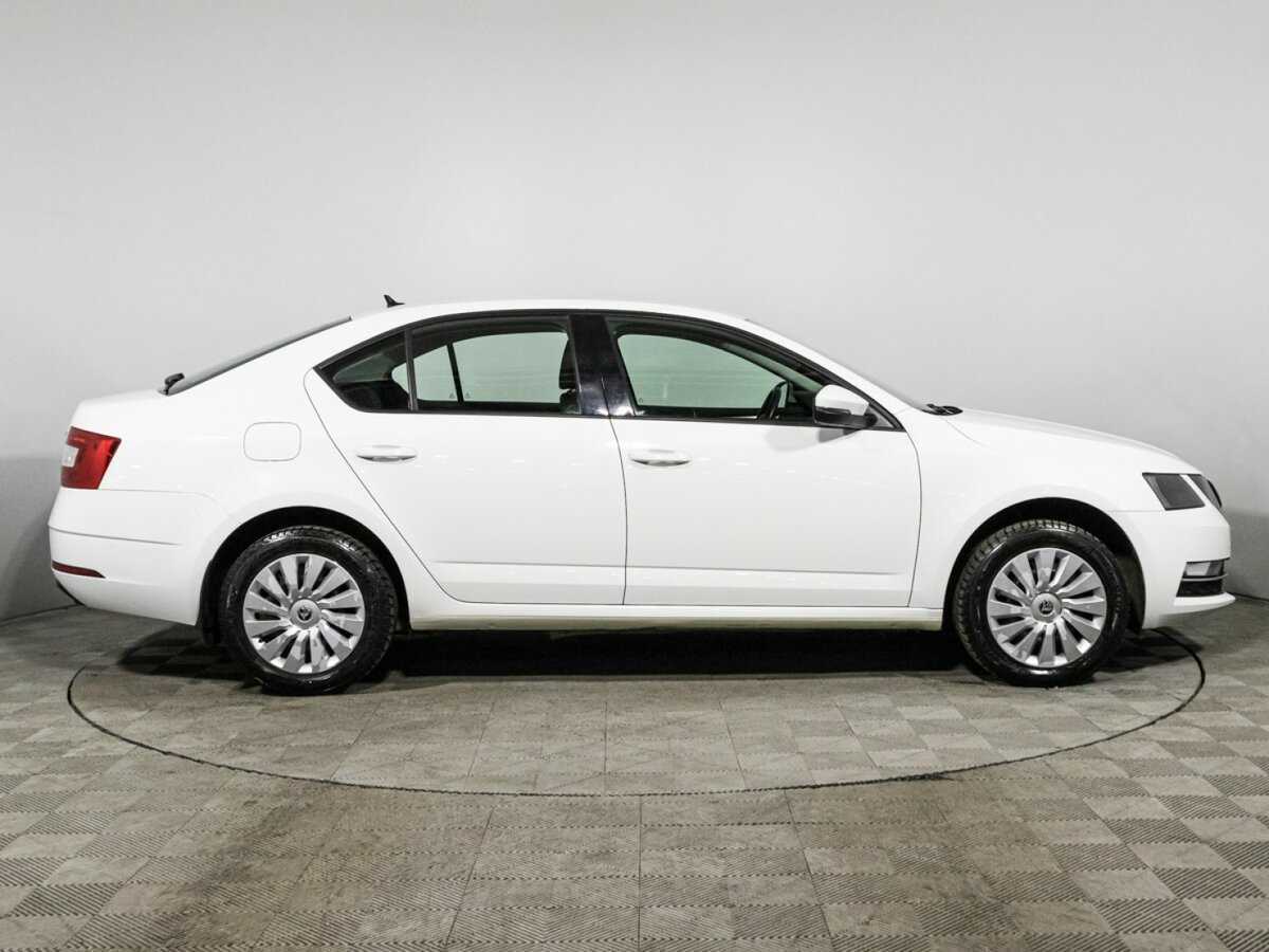 Шкода Октавия б/у, 2019, Автоматическая. Фото: #3