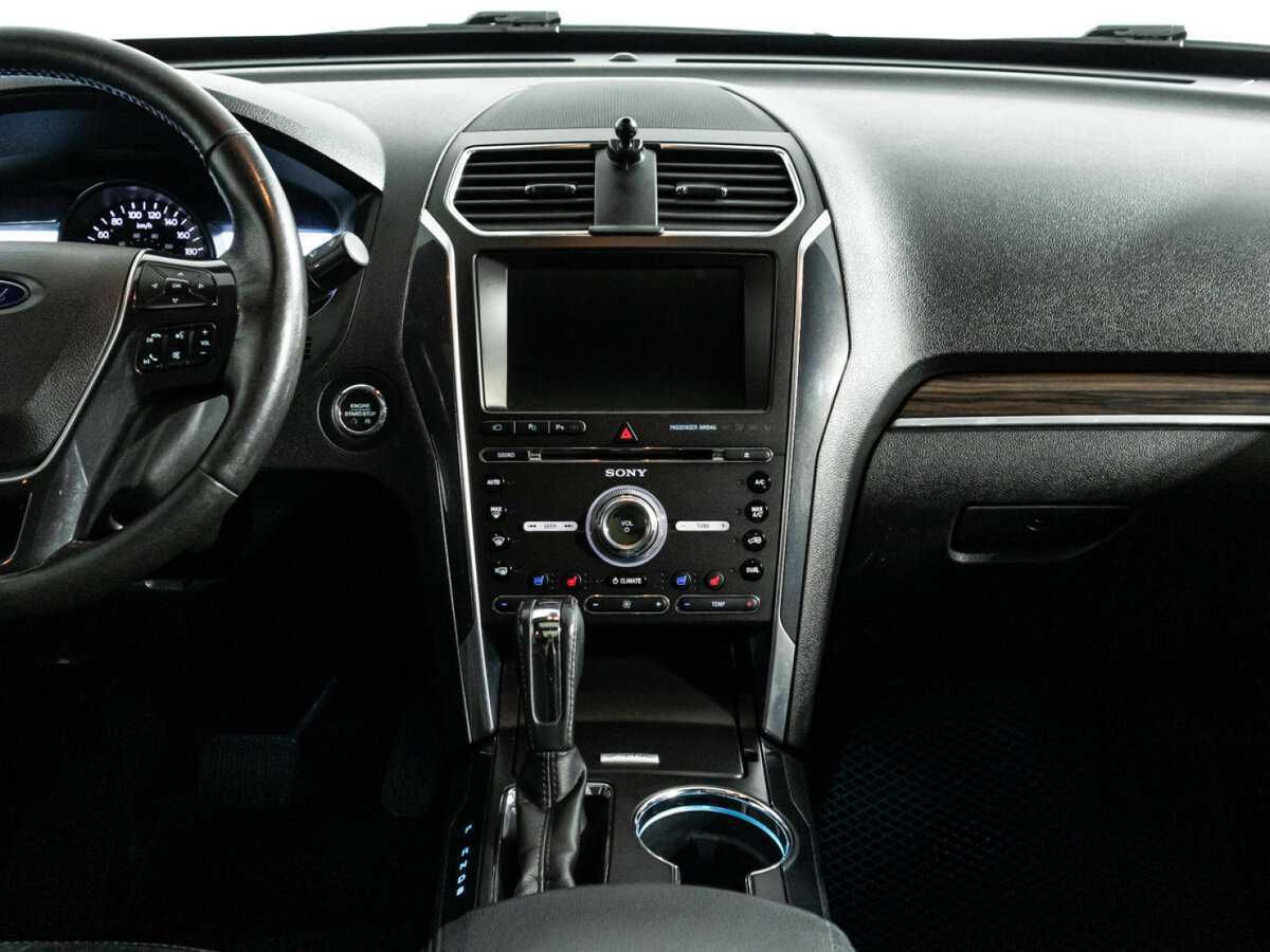 Форд Експлорер б/у, 2015, Автоматическая. Фото: #13