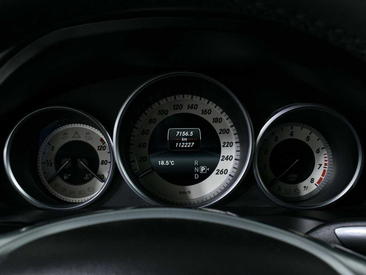 Мерседес-Бенц Е-Класс б/у, 2014, Автоматическая. Фото: #10