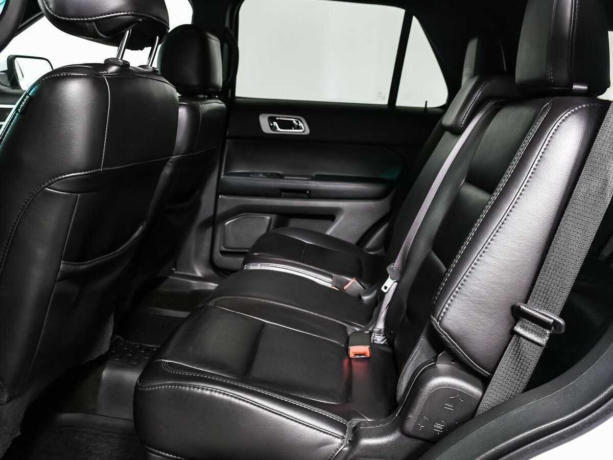 Форд Експлорер б/у, 2013, Автоматическая. Фото: #12