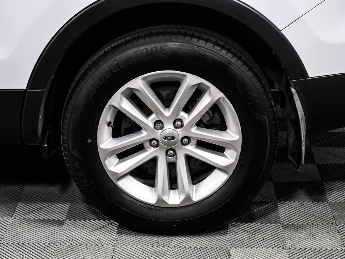 Форд Експлорер б/у, 2013, Автоматическая. Фото: #15