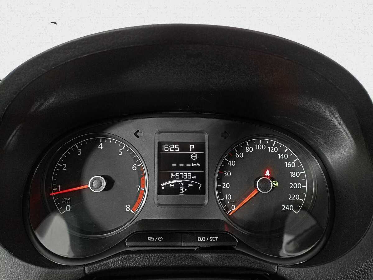 Фольксваген Поло б/у, 2016, Автоматическая. Фото: #12