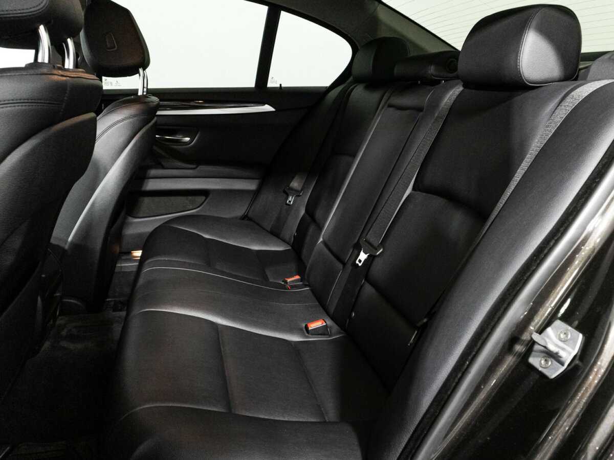 БМВ 5 серии б/у, 2016, Автоматическая. Фото: #9