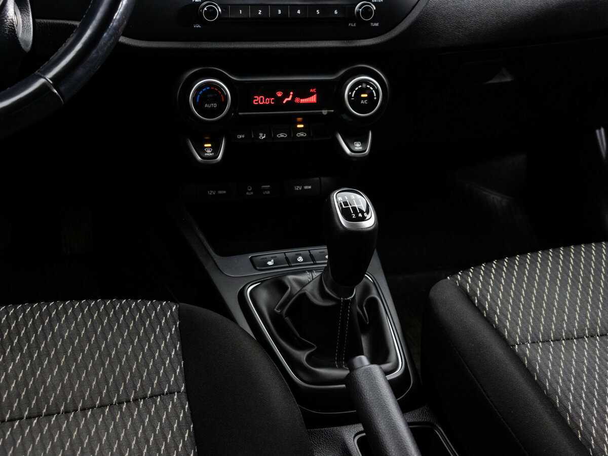 Киа Рио б/у, 2018, Механическая. Фото: #12