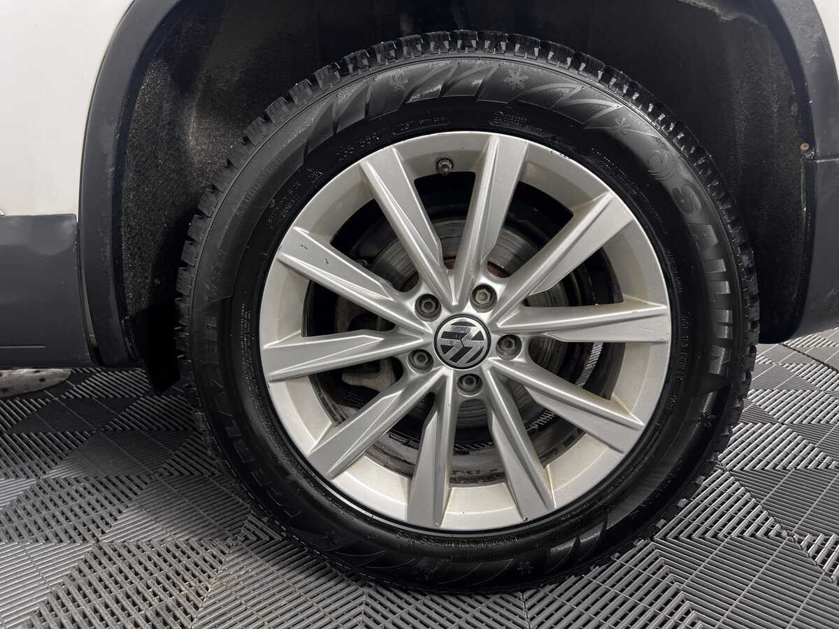 Фольксваген Тигуан б/у, 2013, Автоматическая. Фото: #17