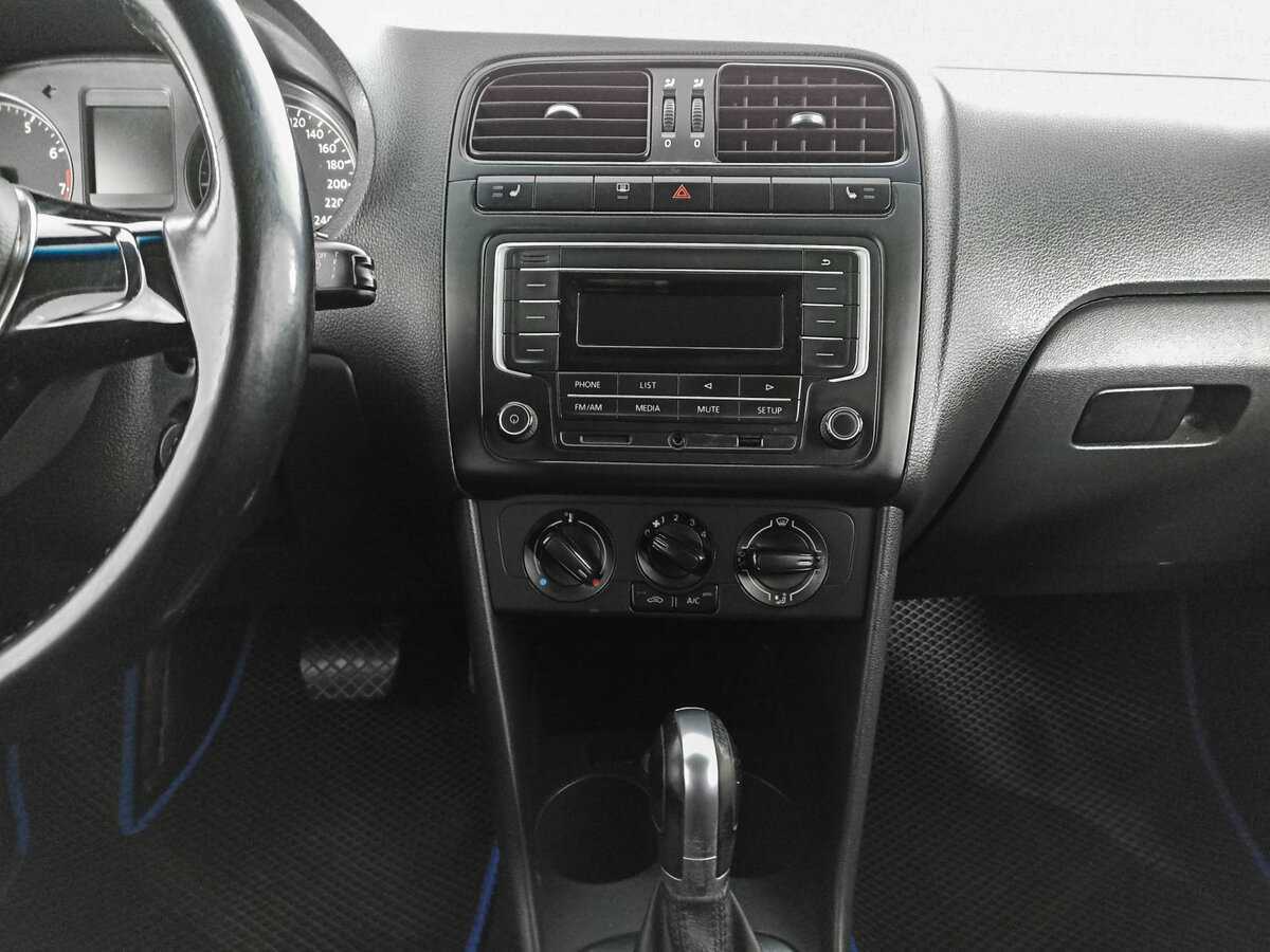 Фольксваген Поло б/у, 2016, Автоматическая. Фото: #14