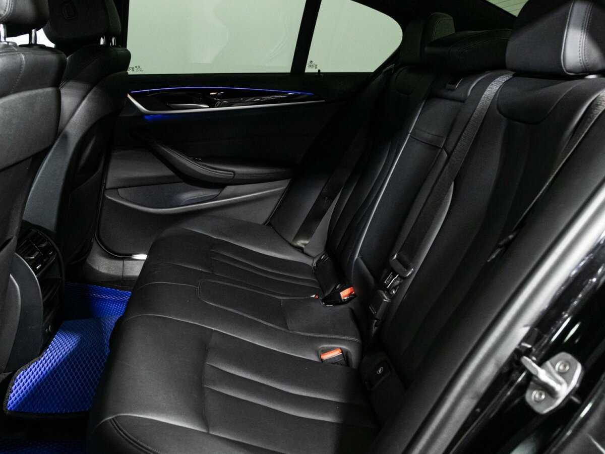 БМВ 5 серии б/у, 2017, Автоматическая. Фото: #9