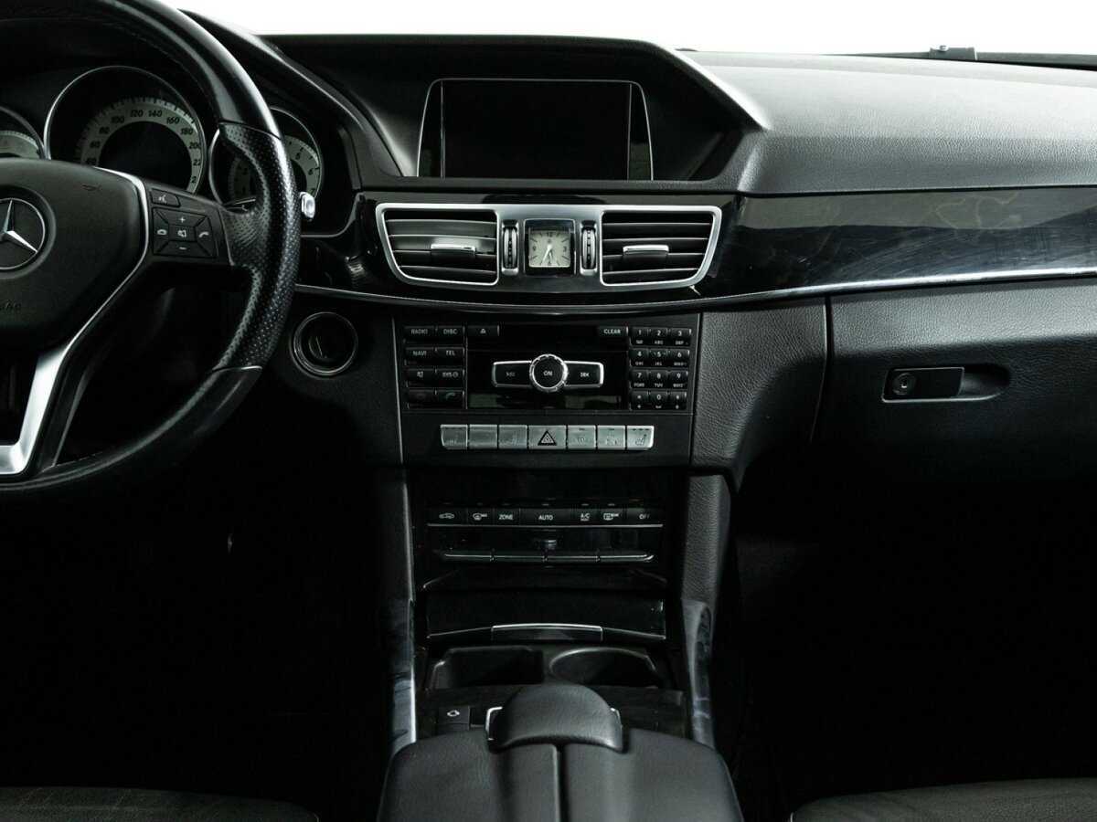 Мерседес-Бенц Е-Класс б/у, 2013, Автоматическая. Фото: #13