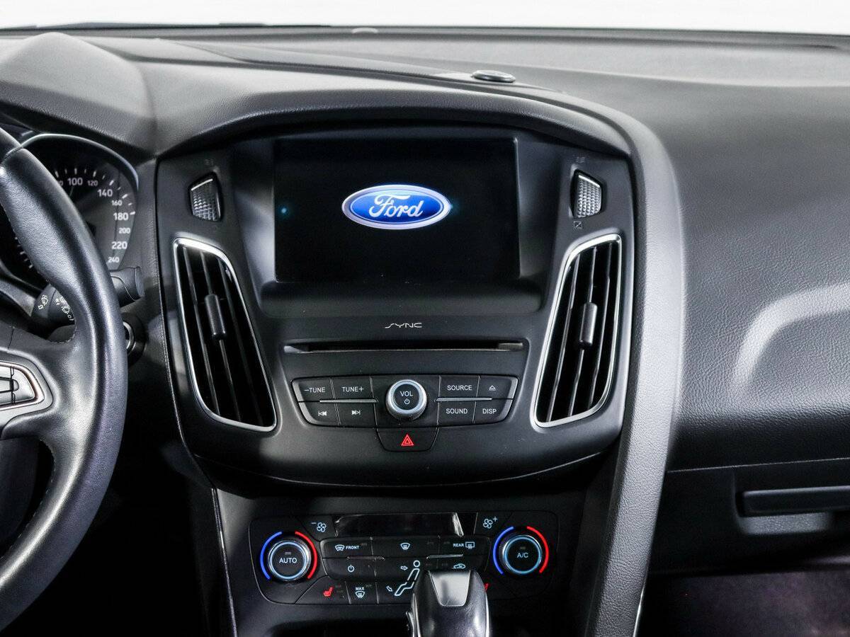 Форд Фокус б/у, 2017, Автоматическая. Фото: #9