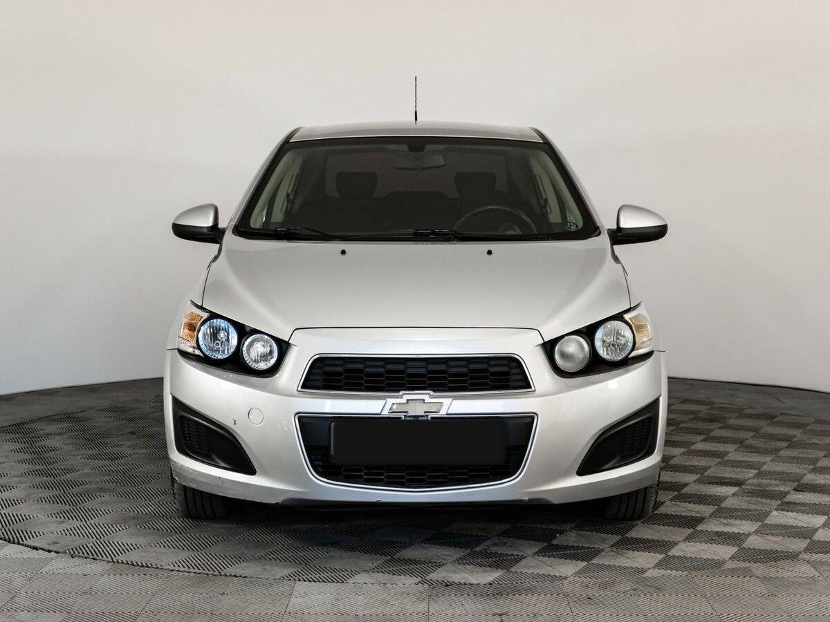 Шевроле Авео б/у, 2015, Автоматическая. Фото: #1