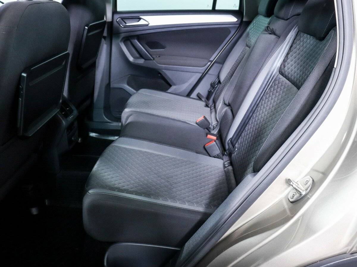 Фольксваген Тигуан б/у, 2017, Роботизированная. Фото: #6