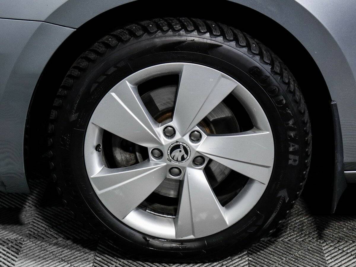 Шкода Суперб б/у, 2017, Роботизированная. Фото: #11