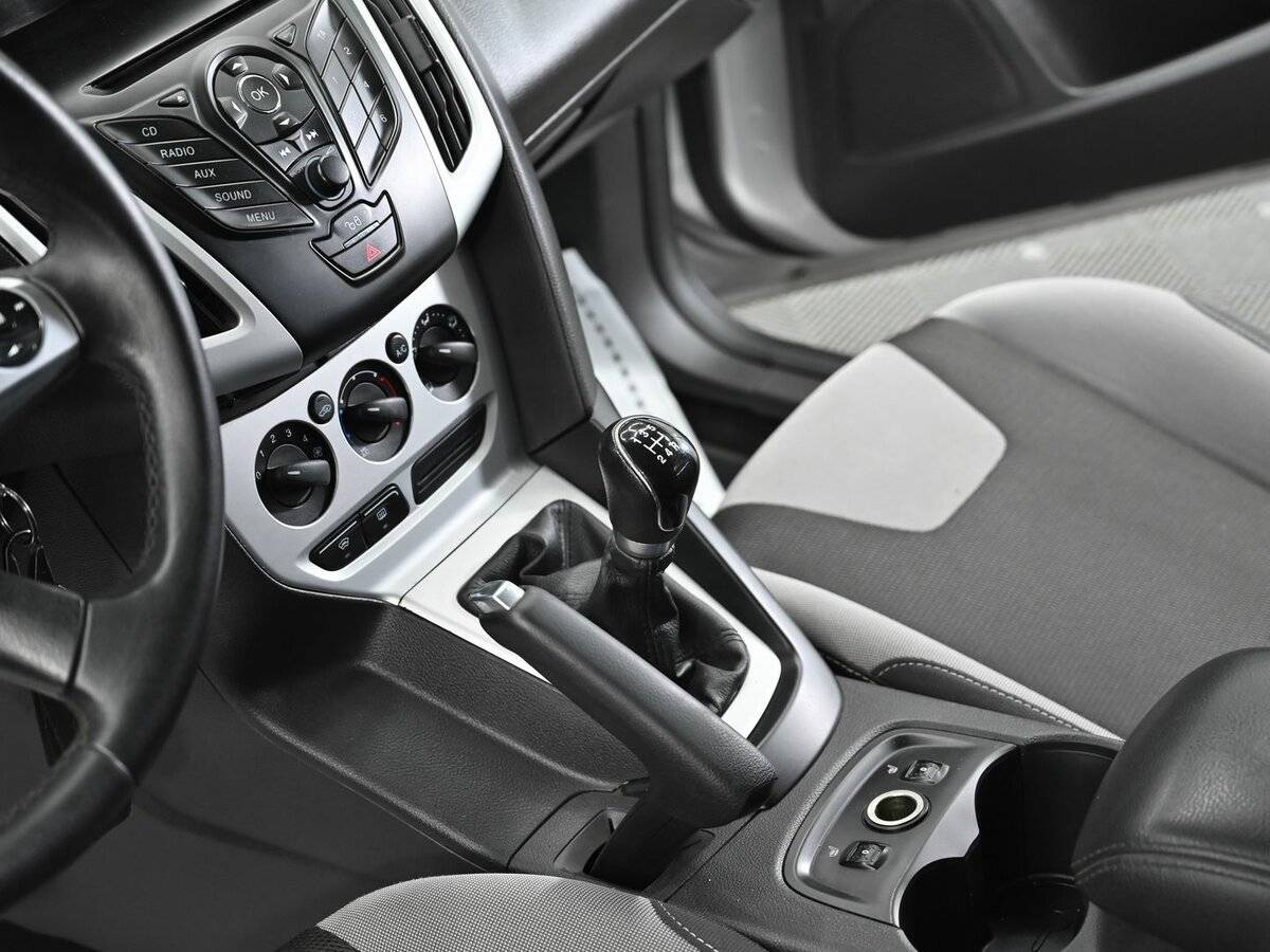 Форд Фокус б/у, 2014, Механическая. Фото: #11