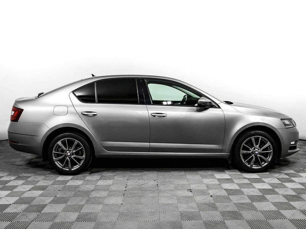 Шкода Октавия б/у, 2018, Роботизированная. Фото: #3